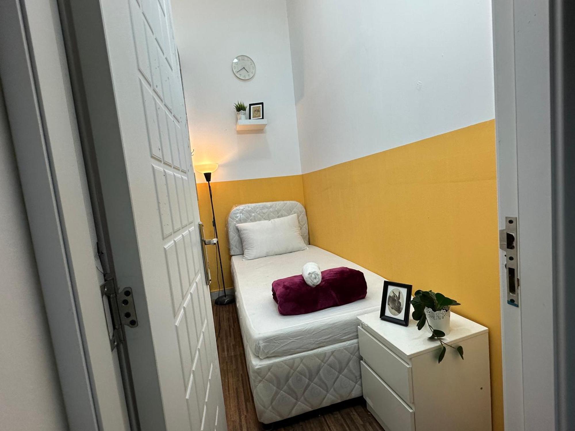 Wonderful Partition In Al Barsha 1 Near Metro * Dubaï